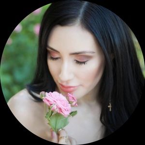 Meet your Posher, Ana